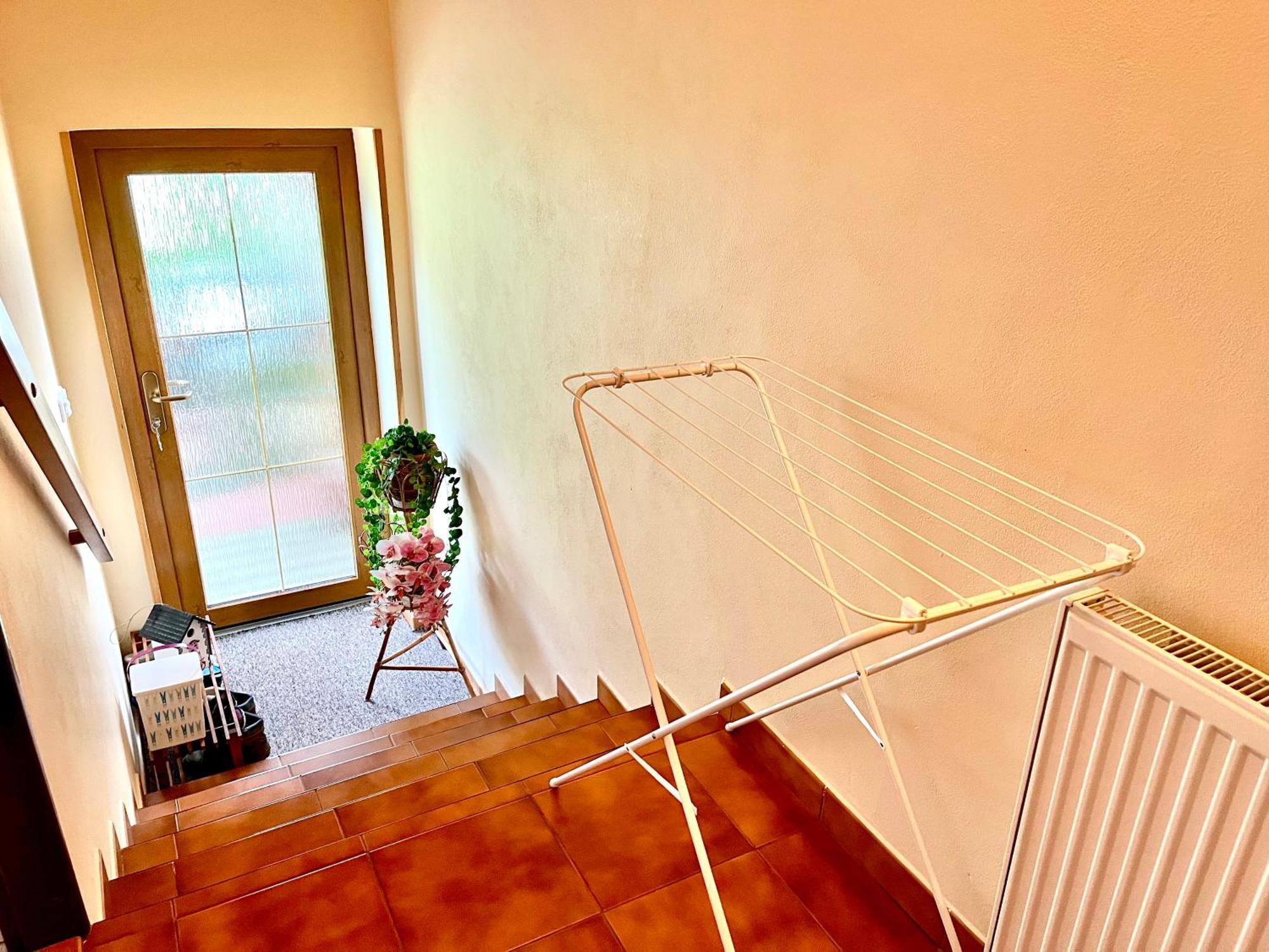 P&P Jicin Apartments - Soukrome 2-3 Luzkove Pokoje S Vlastni Kuchyni A Koupelnou Buitenkant foto